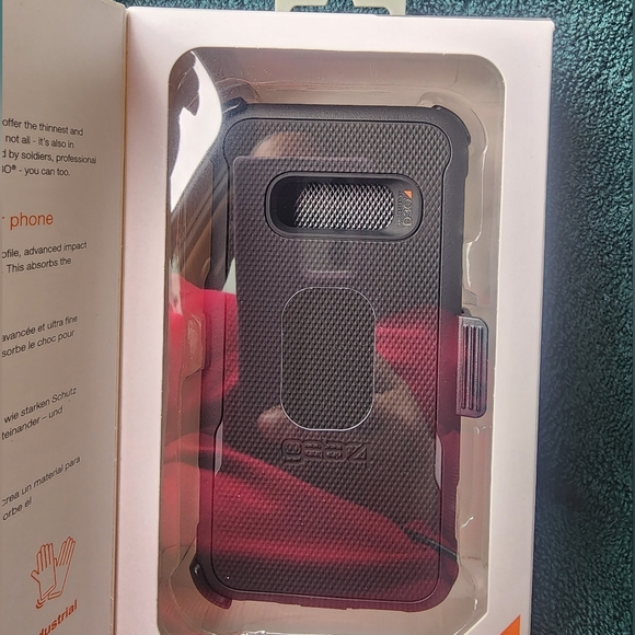 #2 - For Samsung galaxy S10e Gear4 Platoon Case with Holster NWT - Picture 2 of 8